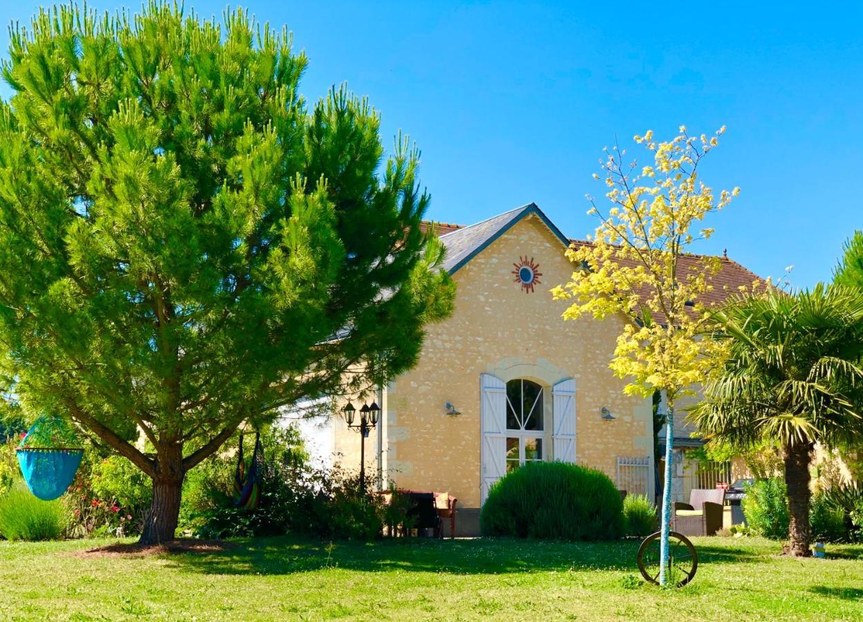 Ecole De Mathuna De Marigny Brizay Bed & Breakfast Exterior photo